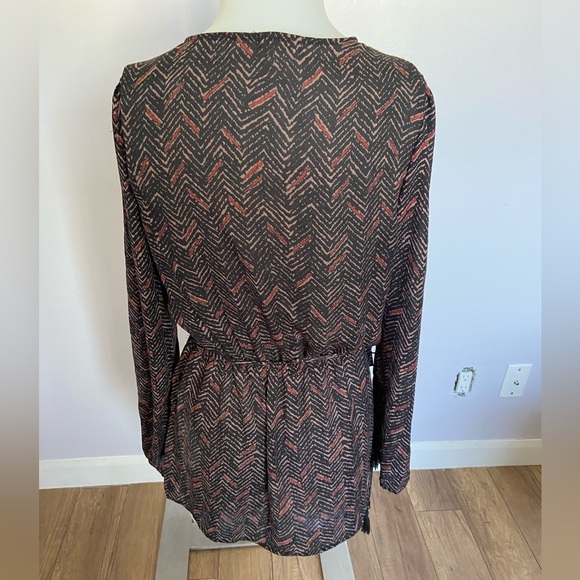 Beautiful top 😍 - Picture 4 of 4